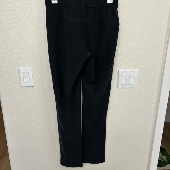 Lululemon “On The Fly” Pants - Picture 2 of 4